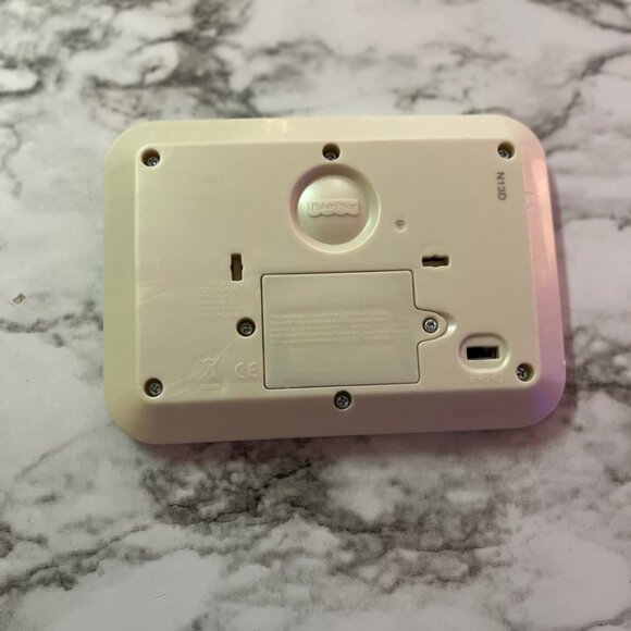 Fisher-Price Laugh & Learn Smart Stages Tablet Toddler Electronic Musical Toy - Picture 4 of 4